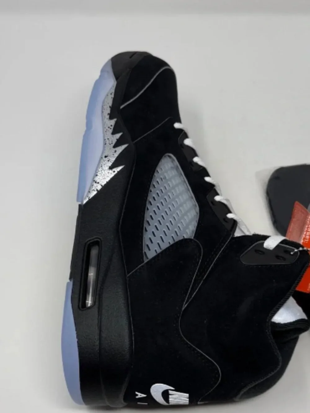Air Jordan 5 Retro OG Black Metallic